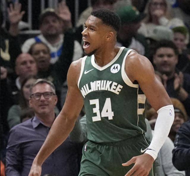 字母哥关键节点势不可挡，SKT带队取胜！