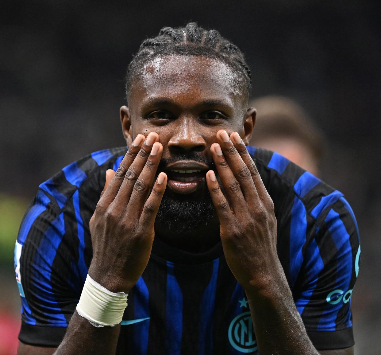 意甲抢七大战激情夜！郑钦文里突外投，利物浦险胜巴塞罗那的简单介绍